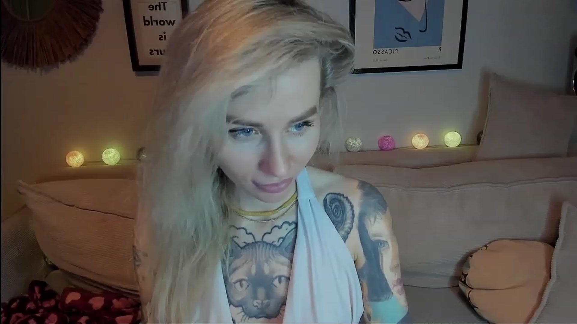 Gallery image thumbnail from Alexa_Smithhh's myfreecams stream on, 12/14/2023, 21:31 image 7 of 20