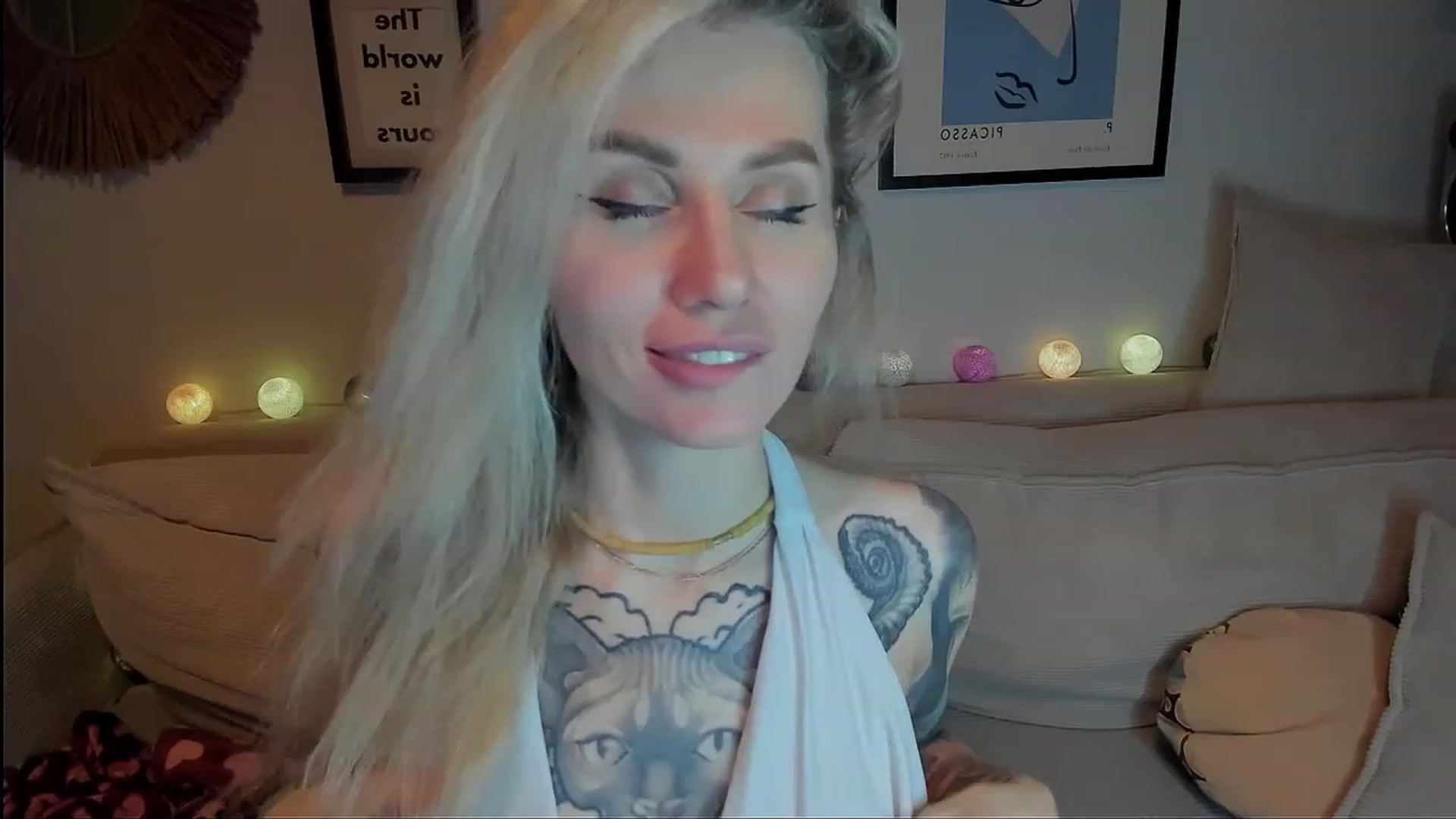 Gallery image thumbnail from Alexa_Smithhh's myfreecams stream on, 12/14/2023, 21:31 image 5 of 20