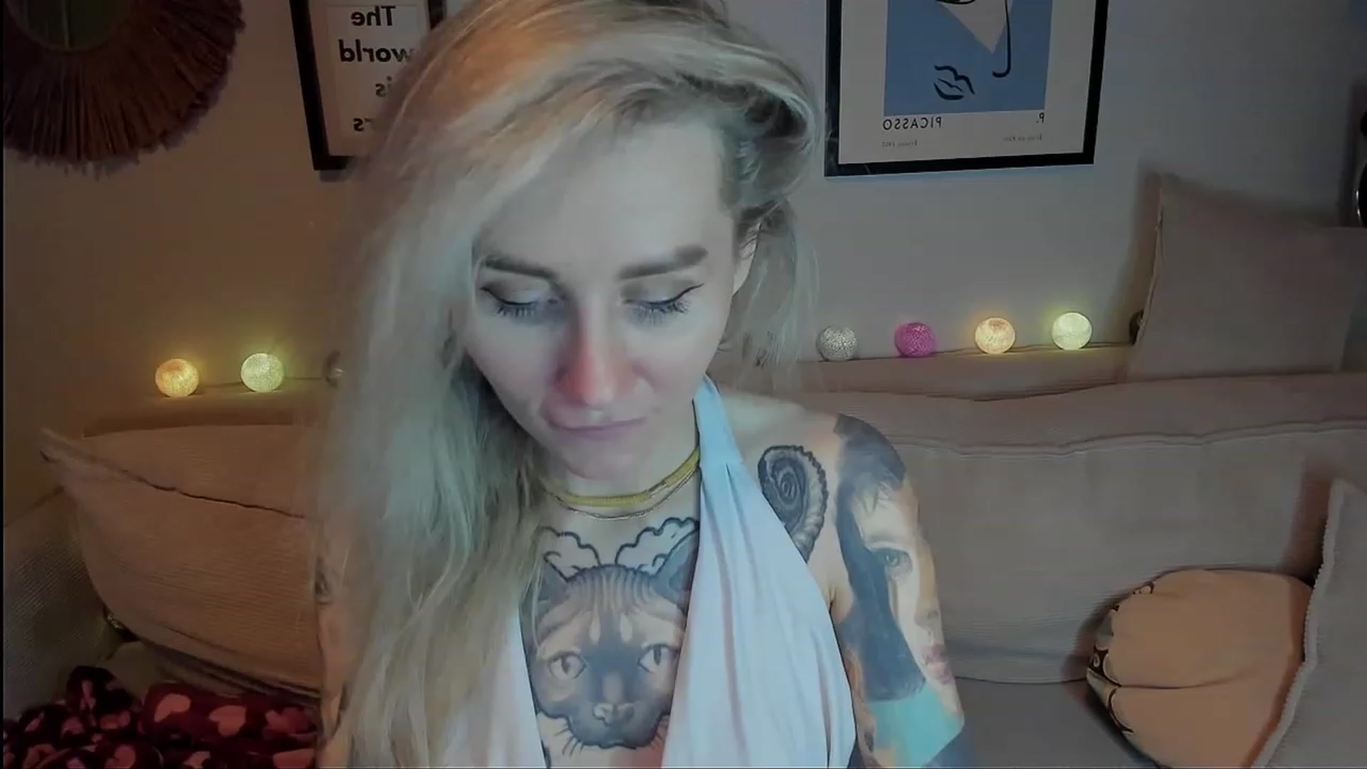 Gallery image thumbnail from Alexa_Smithhh's myfreecams stream on, 12/14/2023, 21:31 image 10 of 20