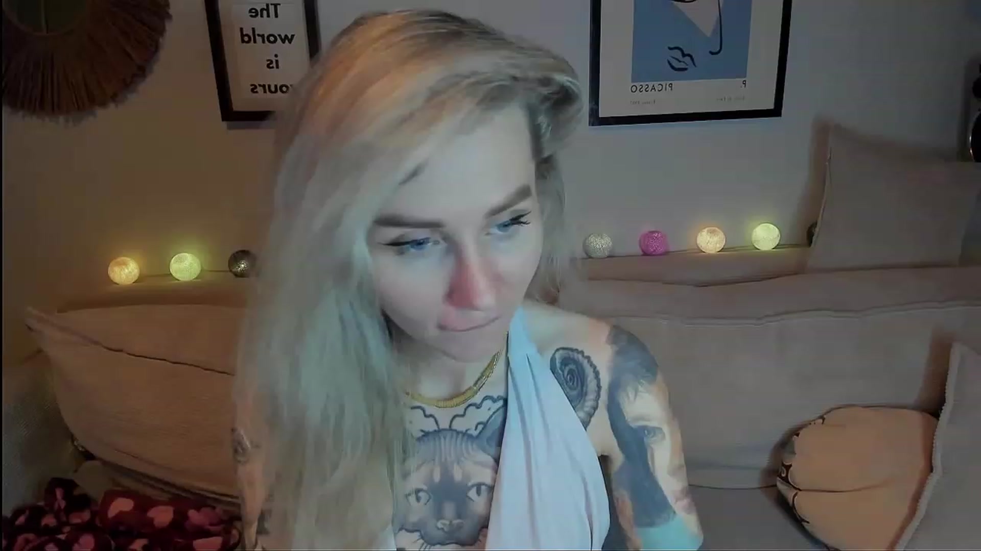 Gallery image thumbnail from Alexa_Smithhh's myfreecams stream on, 12/14/2023, 21:31 image 18 of 20