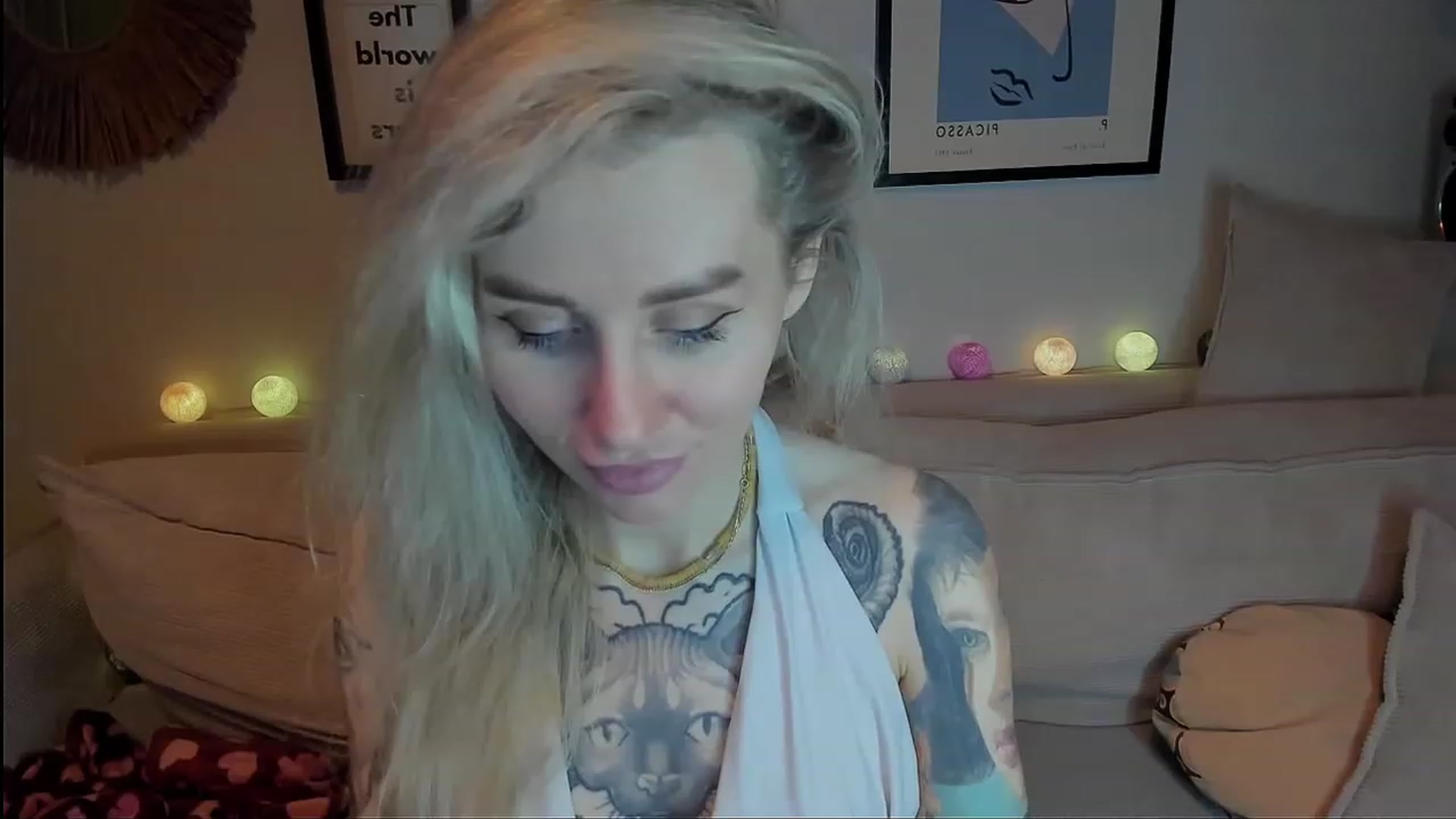 Gallery image thumbnail from Alexa_Smithhh's myfreecams stream on, 12/14/2023, 21:31 image 19 of 20