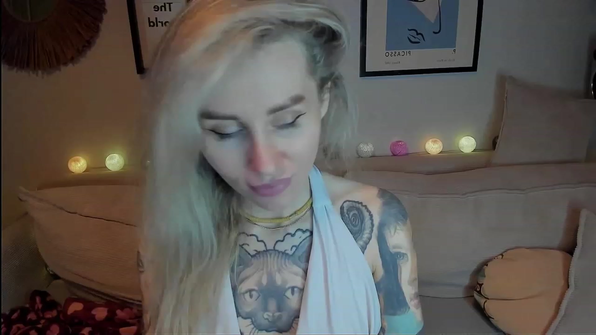 Gallery image thumbnail from Alexa_Smithhh's myfreecams stream on, 12/14/2023, 21:31 image 12 of 20