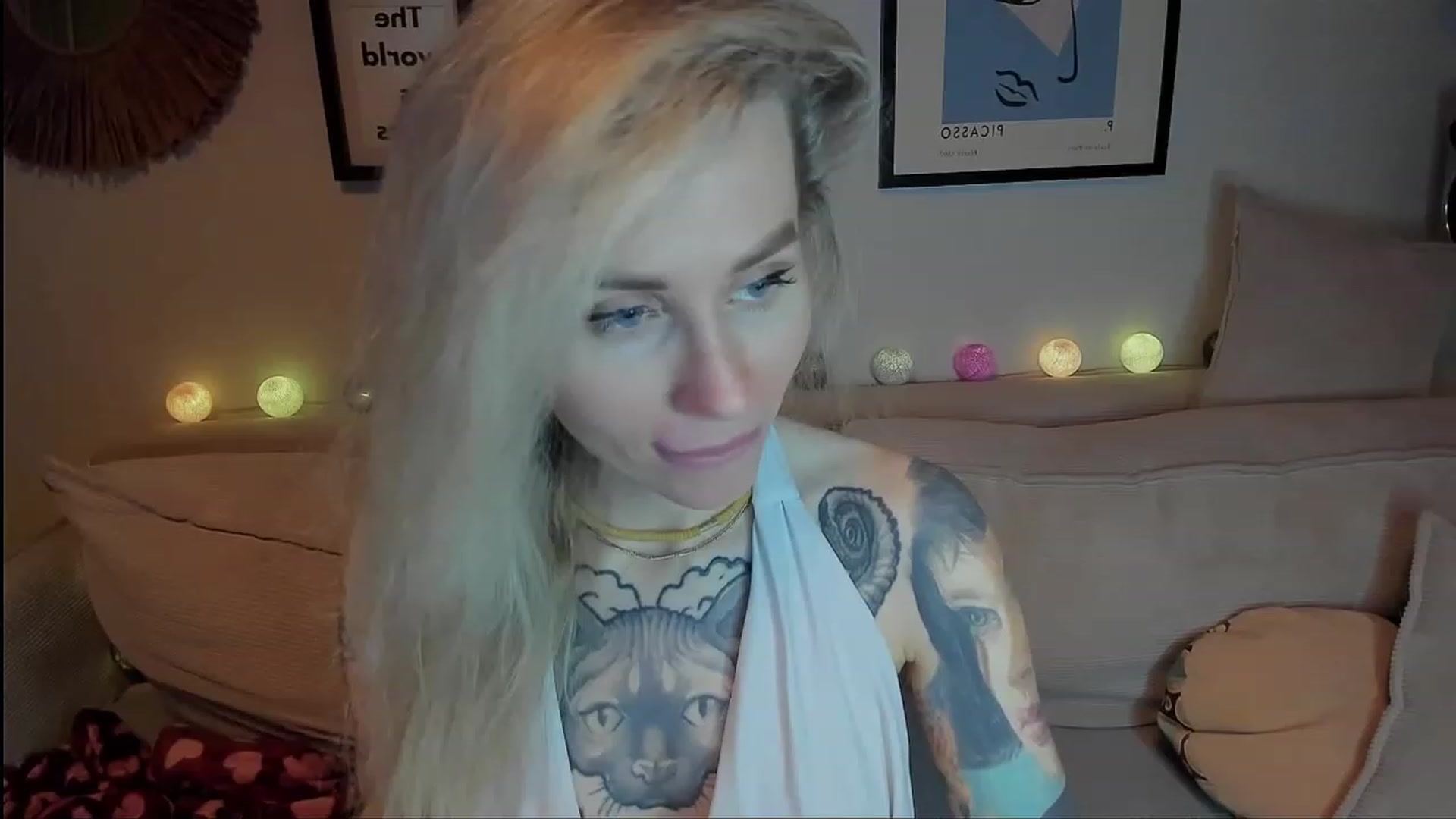 Gallery image thumbnail from Alexa_Smithhh's myfreecams stream on, 12/14/2023, 21:31 image 9 of 20