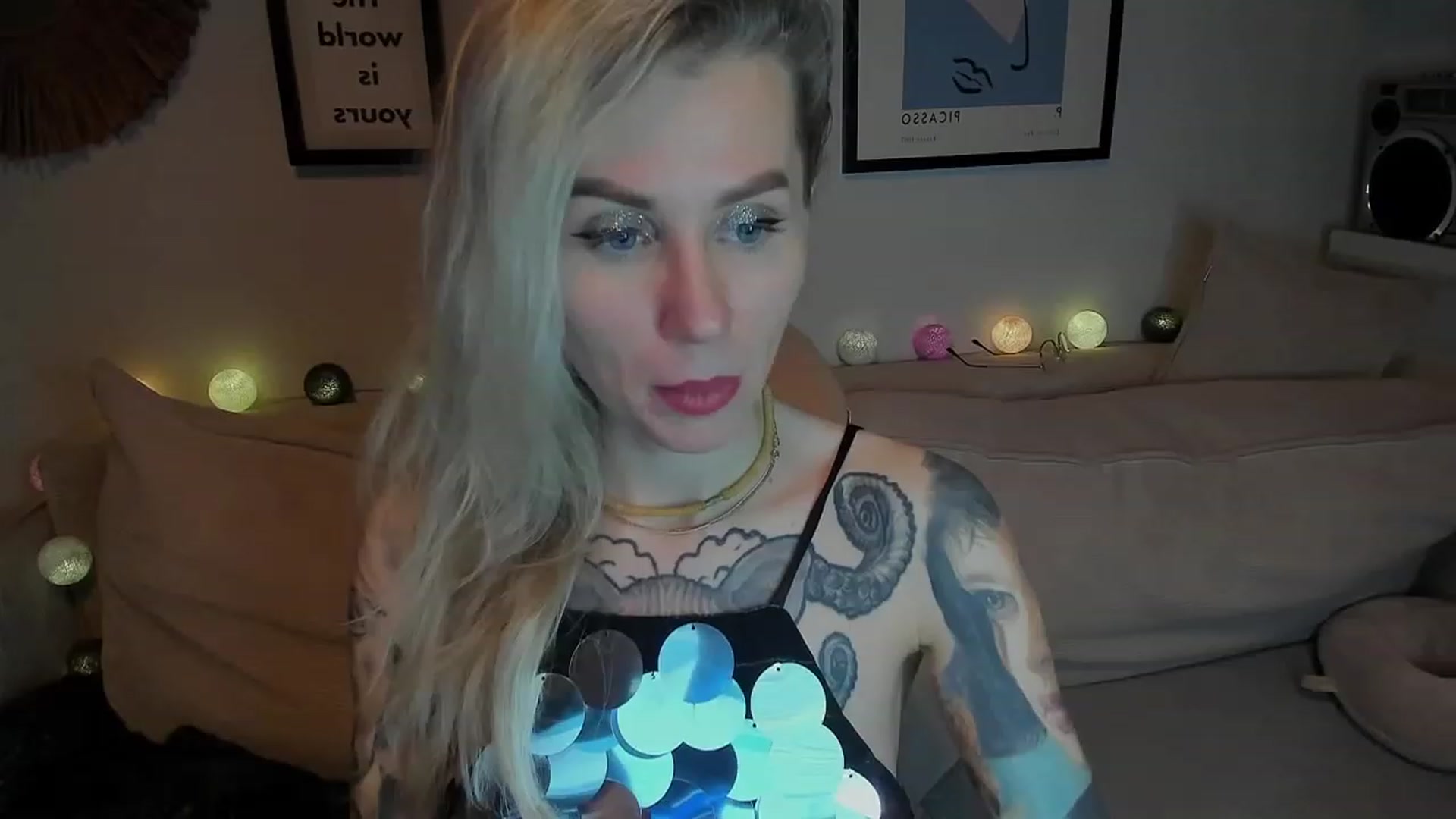Gallery image thumbnail from Alexa_Smithhh's myfreecams stream on, 12/17/2023, 17:36 image 20 of 20