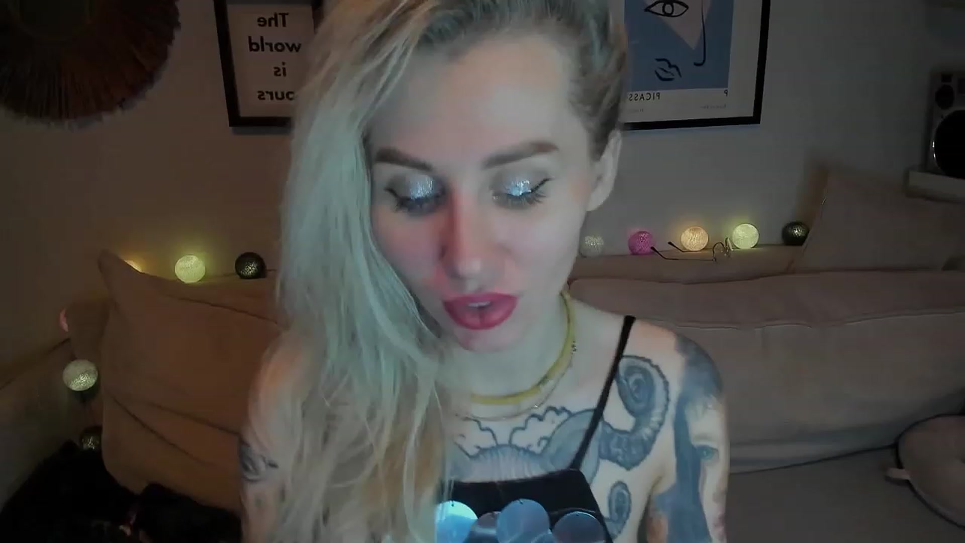 Gallery image thumbnail from Alexa_Smithhh's myfreecams stream on, 12/17/2023, 17:36 image 1 of 20