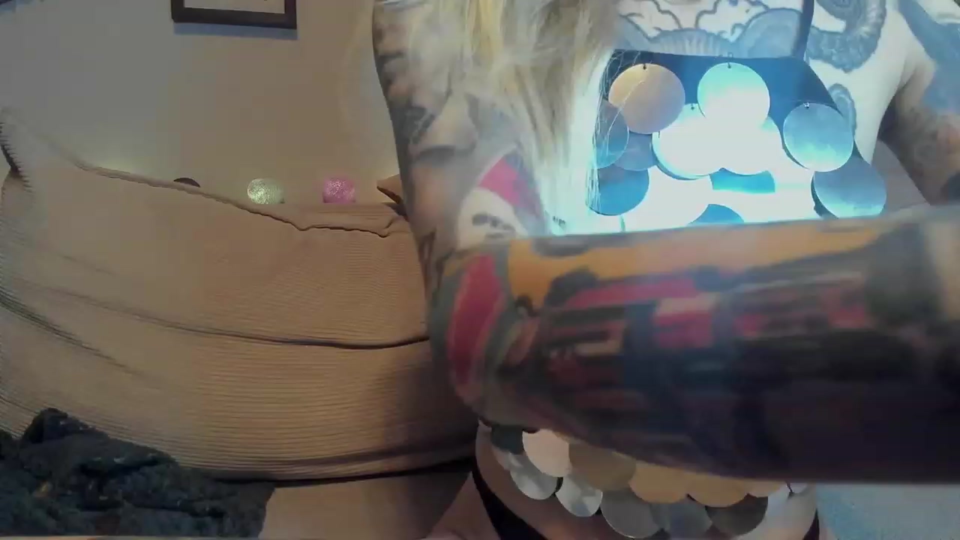 Gallery image thumbnail from Alexa_Smithhh's myfreecams stream on, 12/17/2023, 17:36 image 19 of 20