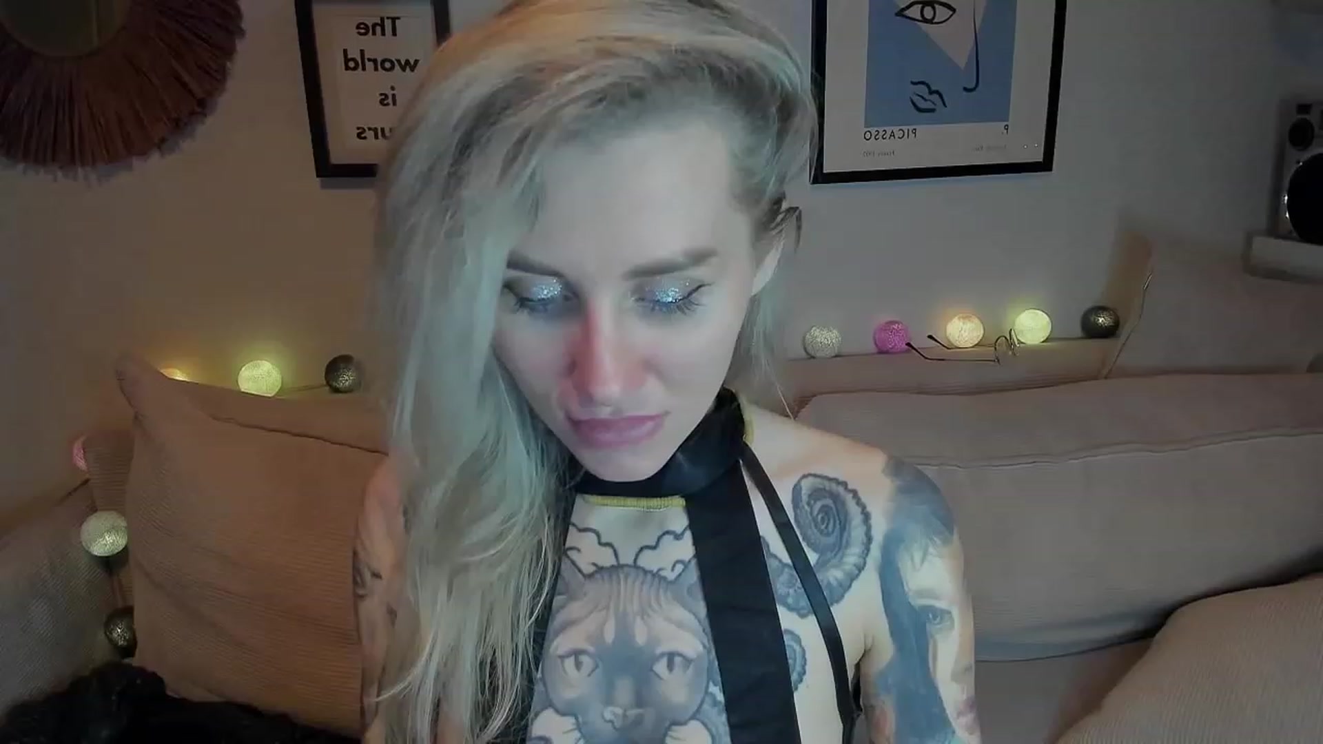 Gallery image thumbnail from Alexa_Smithhh's myfreecams stream on, 12/17/2023, 20:52 image 20 of 20