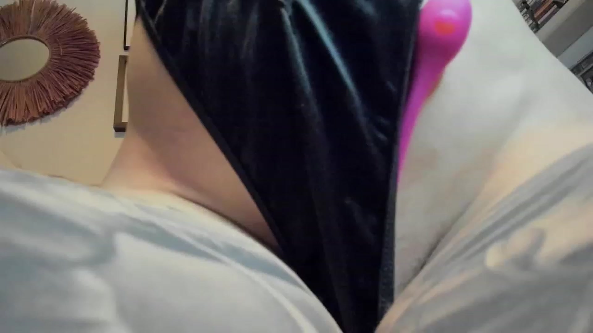Gallery image thumbnail from Alexa_Smithhh's myfreecams stream on, 12/17/2023, 20:52 image 3 of 20