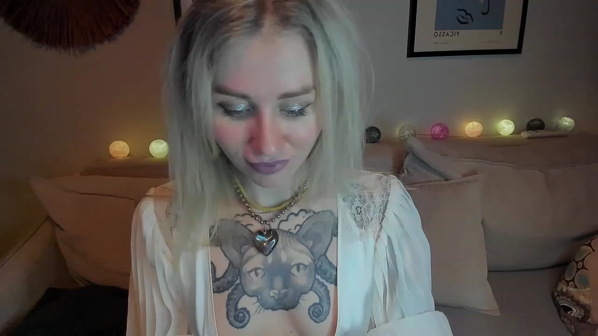 Gallery image thumbnail from Alexa_Smithhh's myfreecams stream on, 12/27/2023, 21:25 image 4 of 20
