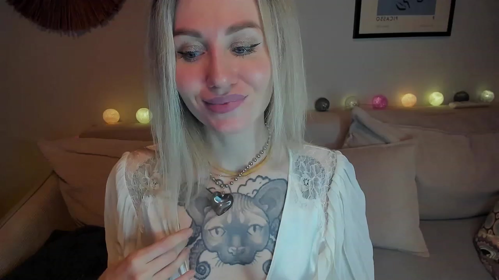 Gallery image thumbnail from Alexa_Smithhh's myfreecams stream on, 12/27/2023, 21:25 image 2 of 20