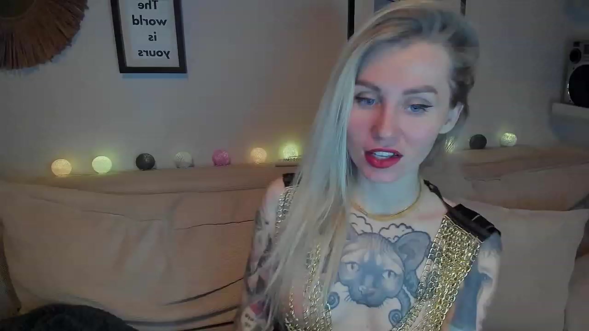 Gallery image thumbnail from Alexa_Smithhh's myfreecams stream on, 12/28/2023, 17:44 image 6 of 20