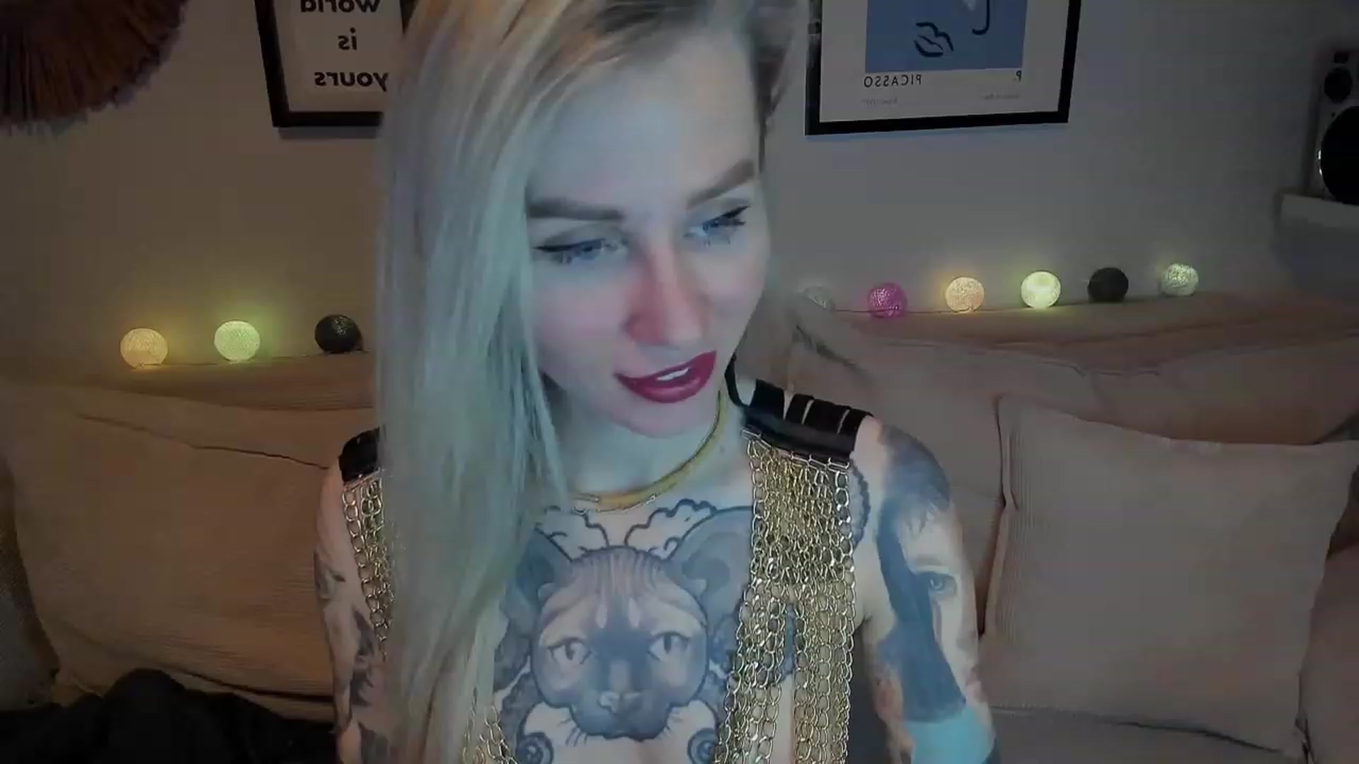 Gallery image thumbnail from Alexa_Smithhh's myfreecams stream on, 12/28/2023, 17:44 image 16 of 20