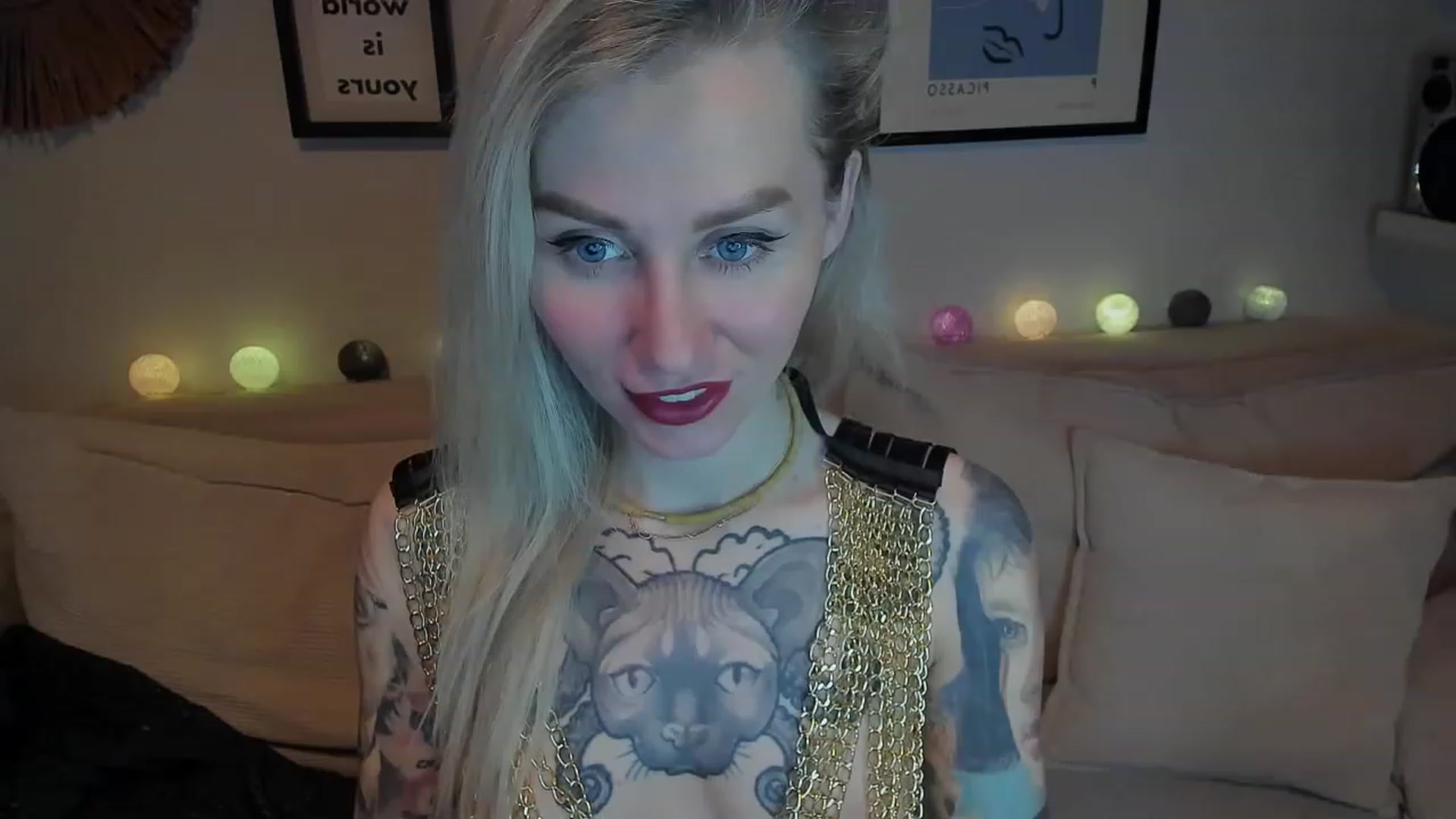 Gallery image thumbnail from Alexa_Smithhh's myfreecams stream on, 12/28/2023, 17:44 image 17 of 20