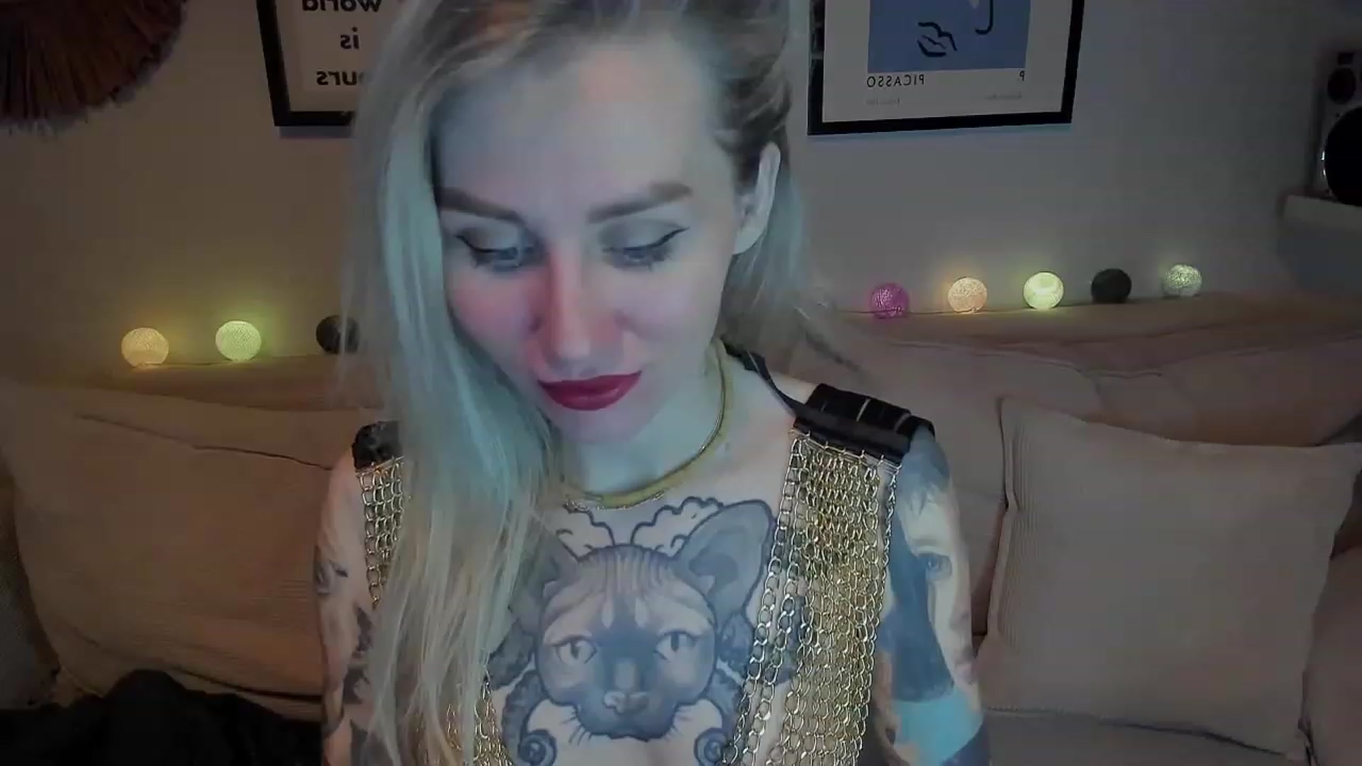 Gallery image thumbnail from Alexa_Smithhh's myfreecams stream on, 12/28/2023, 17:44 image 14 of 20