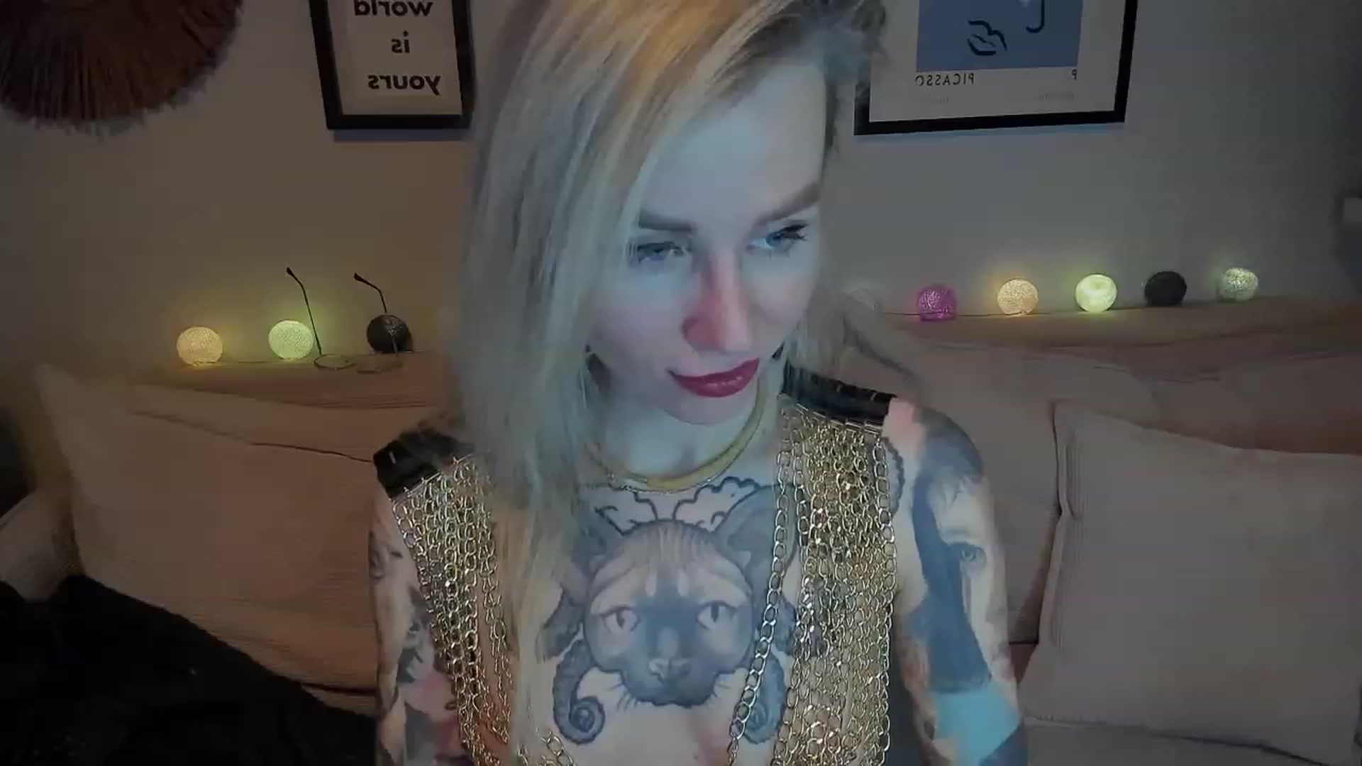 Gallery image thumbnail from Alexa_Smithhh's myfreecams stream on, 12/28/2023, 18:57 image 16 of 20