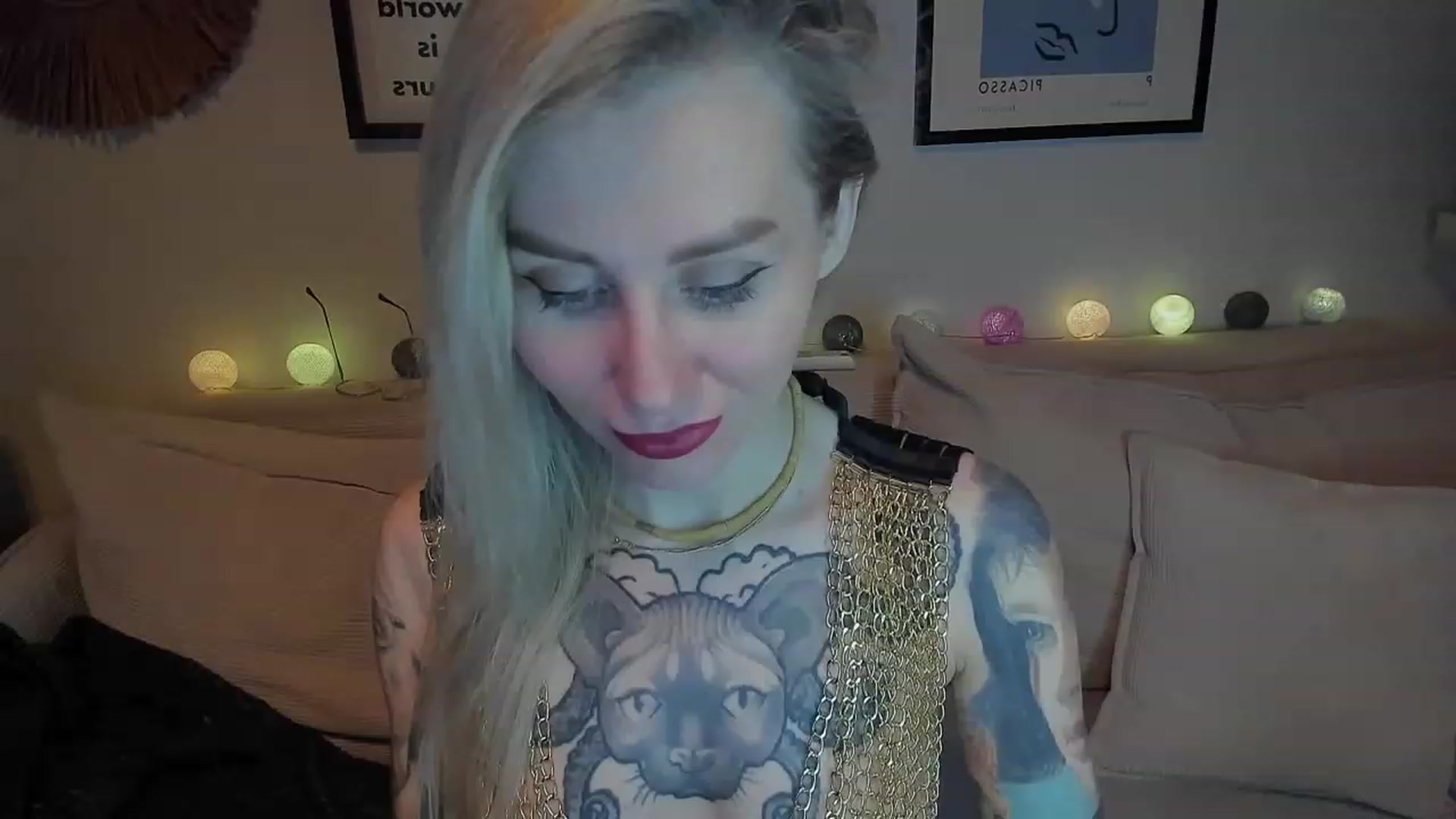 Gallery image thumbnail from Alexa_Smithhh's myfreecams stream on, 12/28/2023, 18:57 image 18 of 20