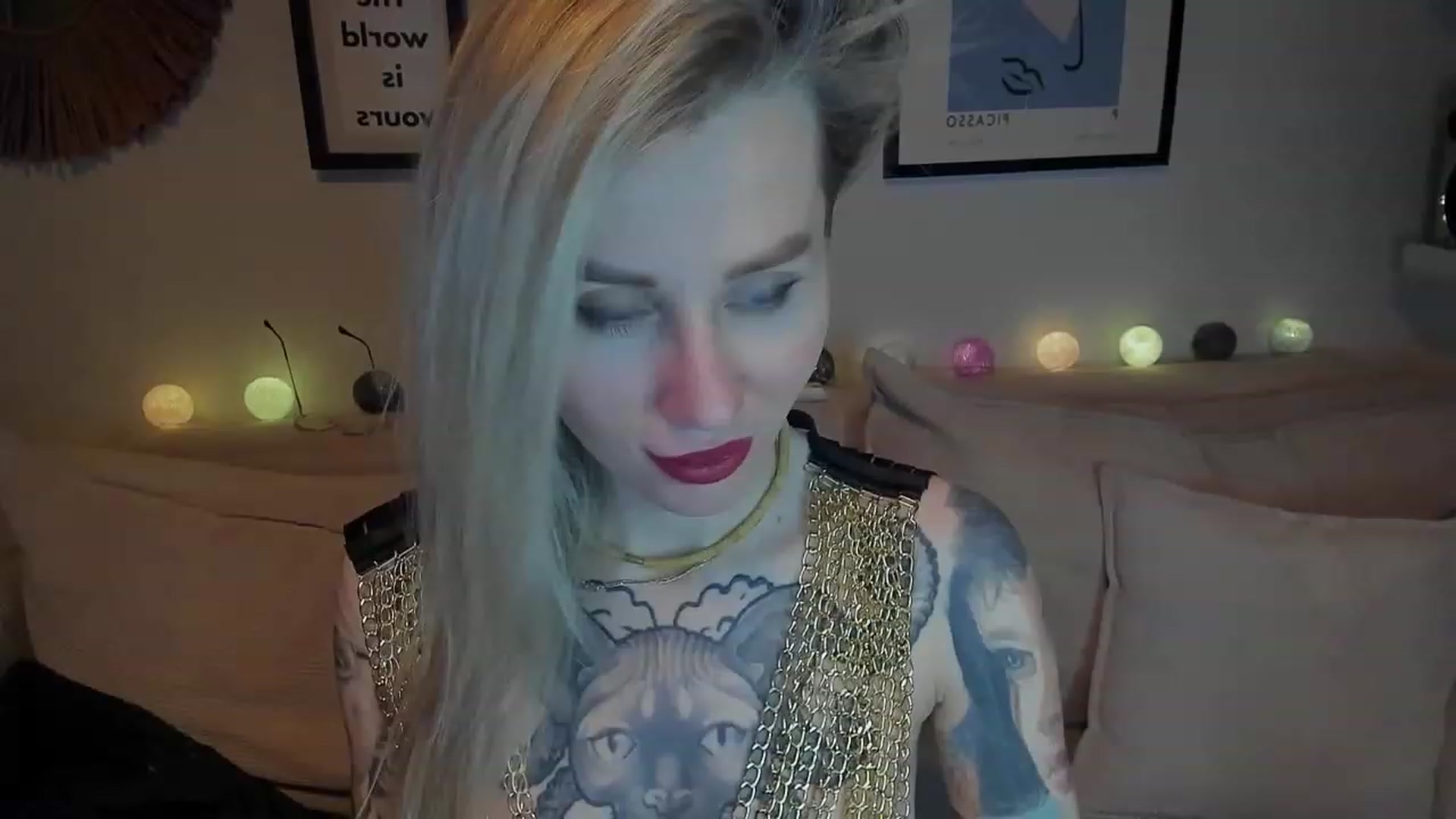 Gallery image thumbnail from Alexa_Smithhh's myfreecams stream on, 12/28/2023, 18:57 image 3 of 20
