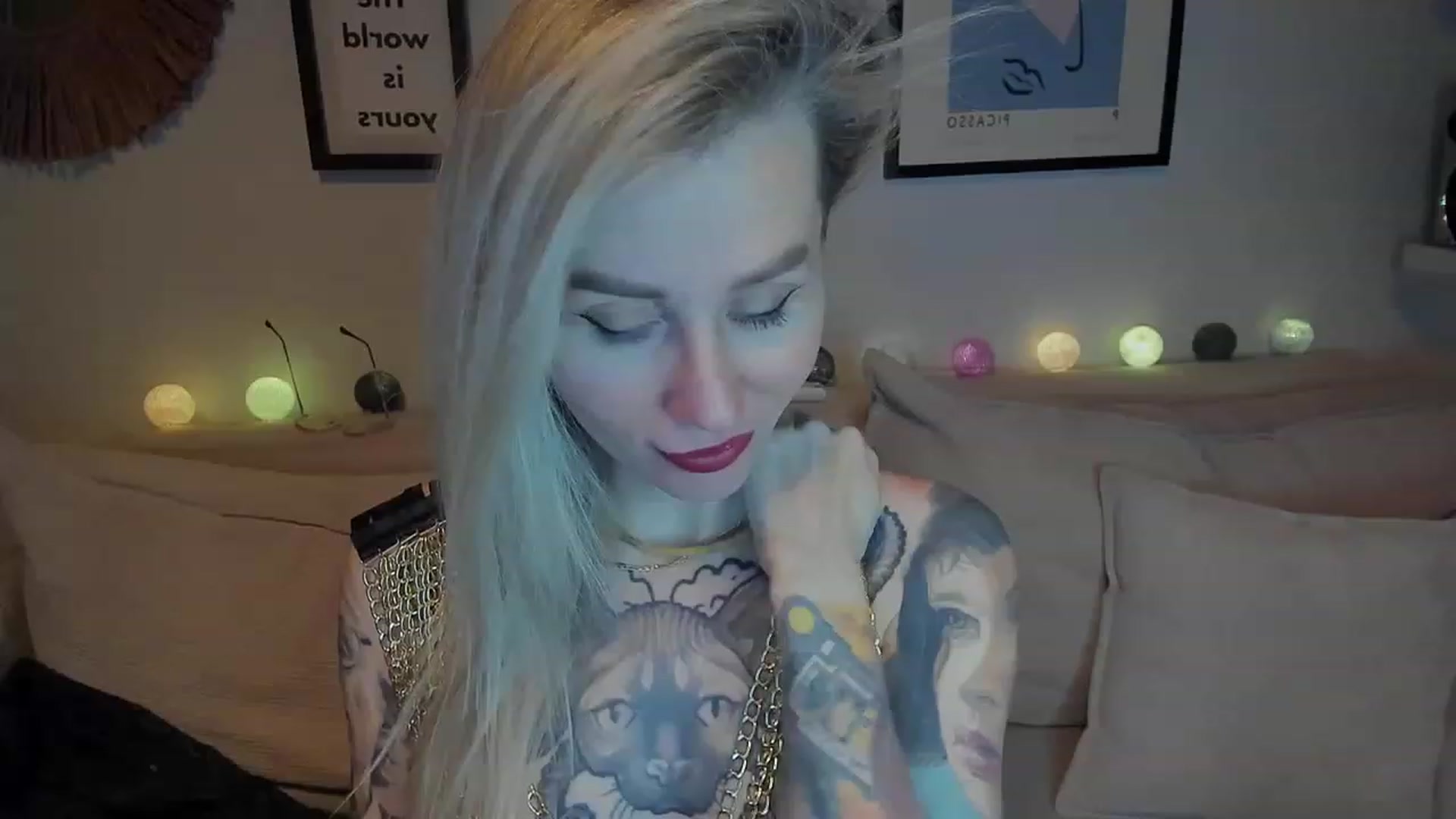 Gallery image thumbnail from Alexa_Smithhh's myfreecams stream on, 12/28/2023, 18:57 image 7 of 20