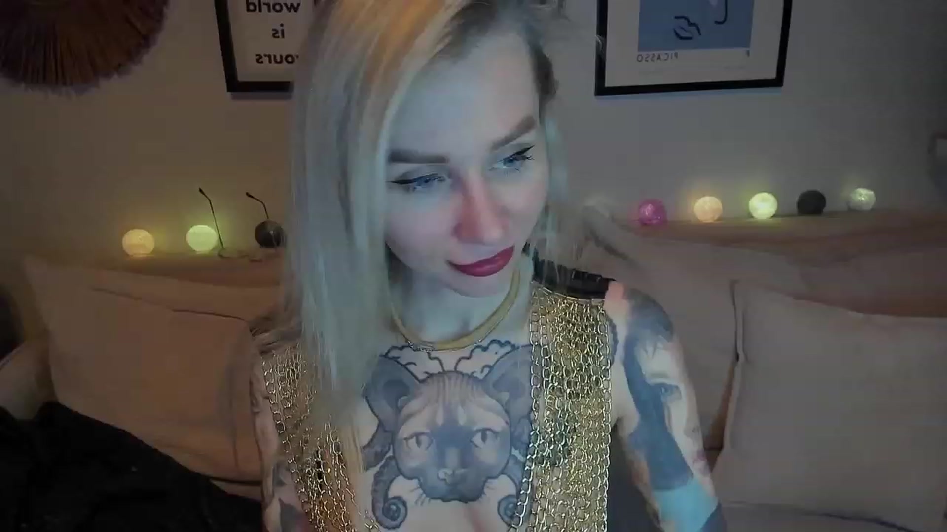 Gallery image thumbnail from Alexa_Smithhh's myfreecams stream on, 12/28/2023, 18:57 image 17 of 20