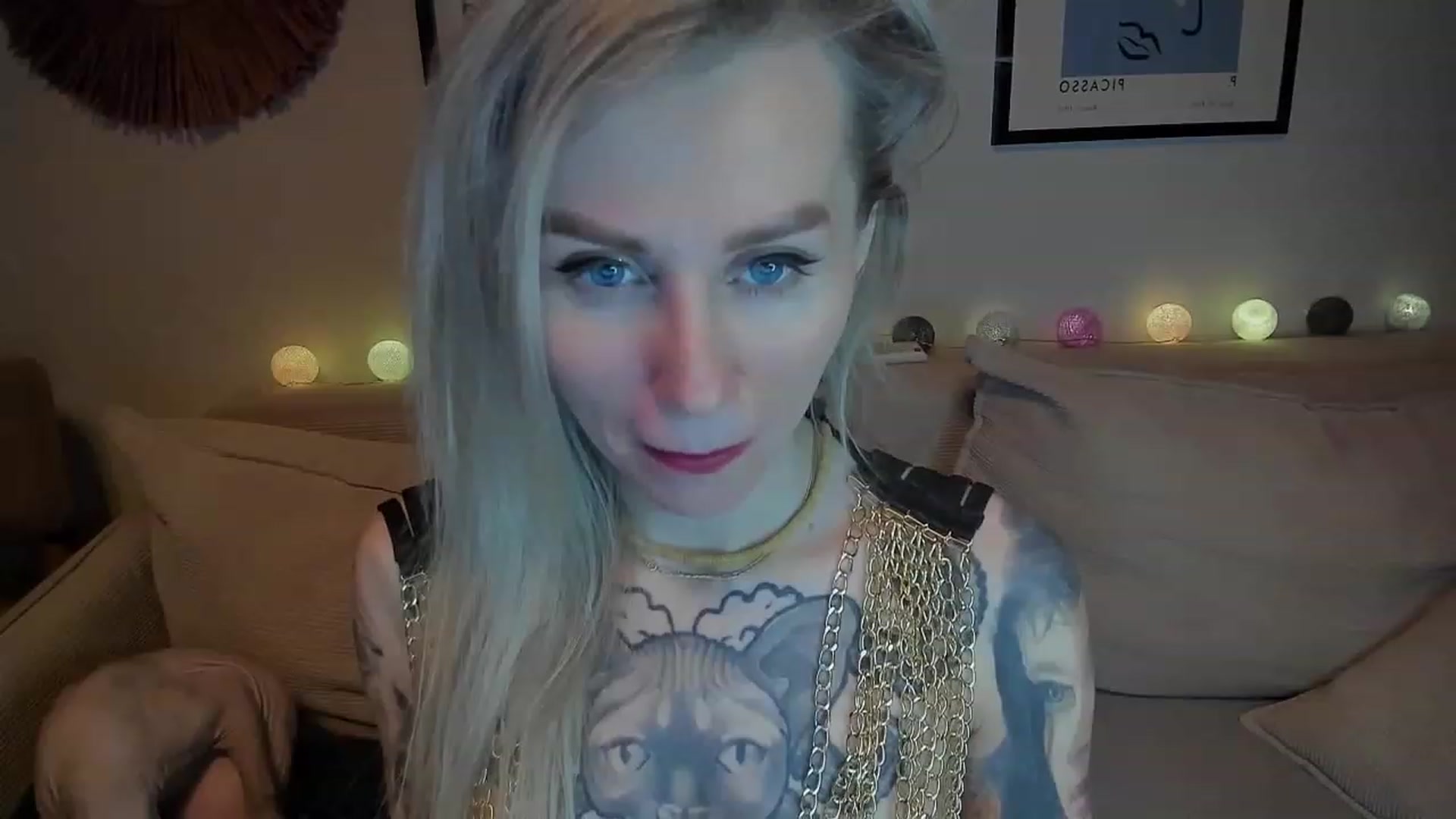 Gallery image thumbnail from Alexa_Smithhh's myfreecams stream on, 12/28/2023, 22:53 image 7 of 20