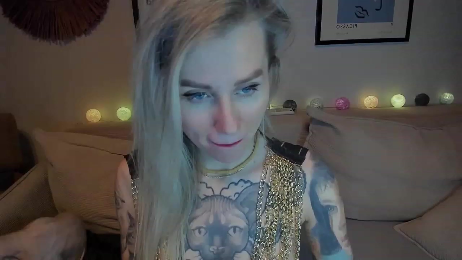 Gallery image thumbnail from Alexa_Smithhh's myfreecams stream on, 12/28/2023, 22:53 image 6 of 20
