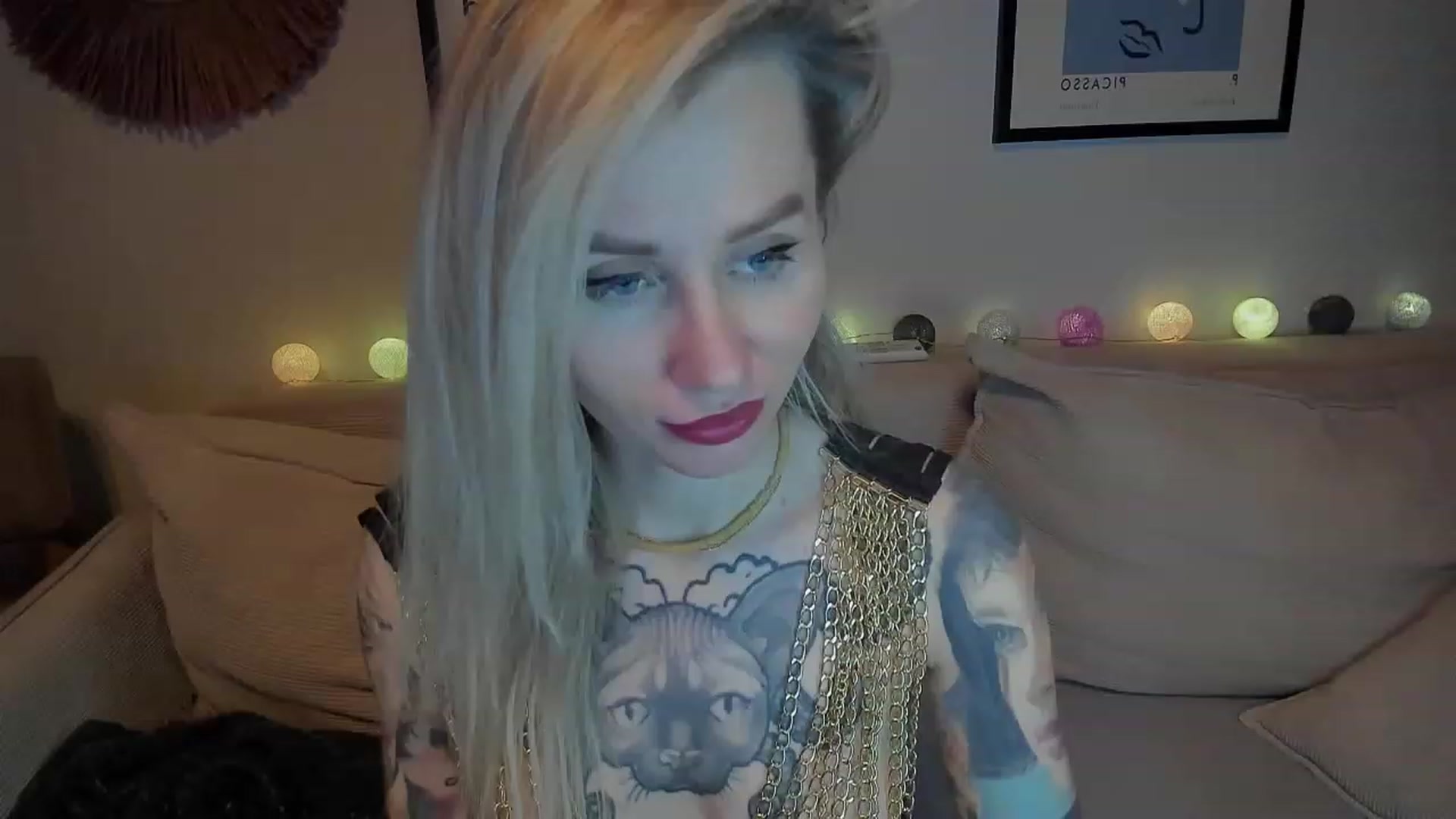 Gallery image thumbnail from Alexa_Smithhh's myfreecams stream on, 12/28/2023, 22:53 image 18 of 20