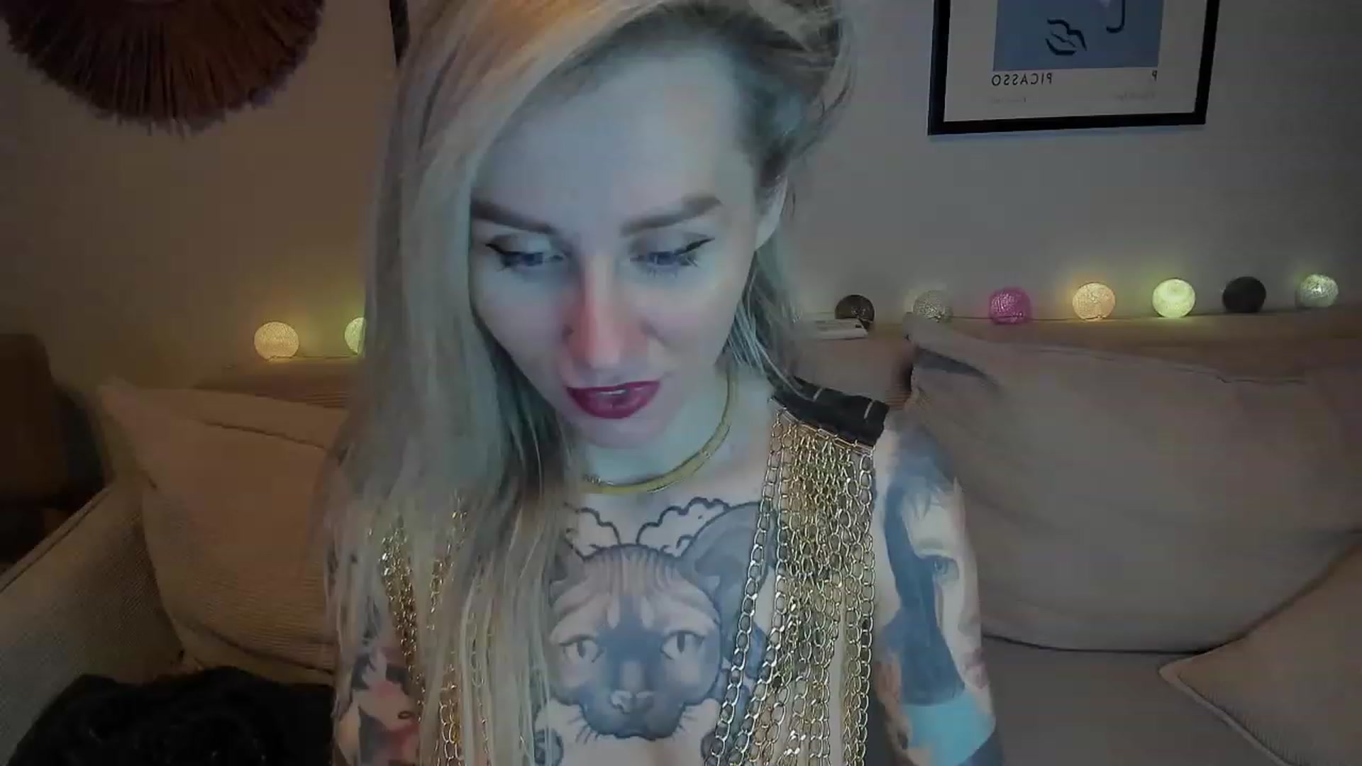 Gallery image thumbnail from Alexa_Smithhh's myfreecams stream on, 12/28/2023, 22:53 image 17 of 20