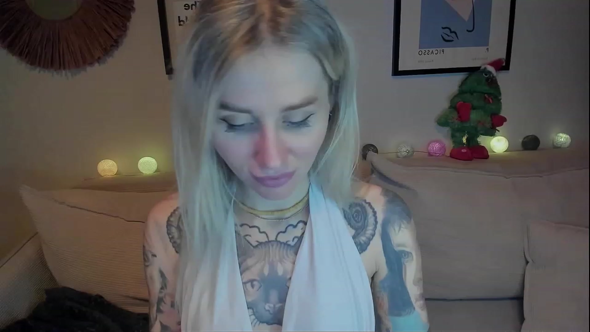 Gallery image thumbnail from Alexa_Smithhh's myfreecams stream on, 12/30/2023, 18:57 image 8 of 20