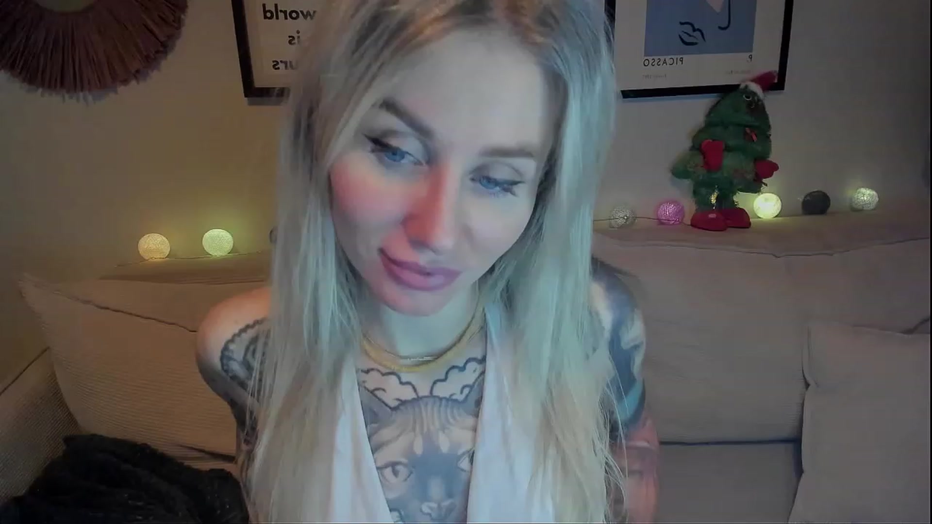 Gallery image thumbnail from Alexa_Smithhh's myfreecams stream on, 12/30/2023, 18:57 image 19 of 20