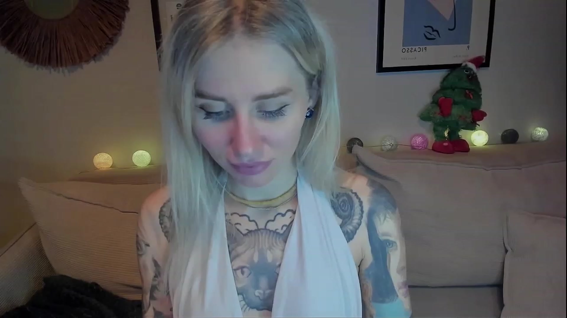 Gallery image thumbnail from Alexa_Smithhh's myfreecams stream on, 12/30/2023, 18:57 image 7 of 20