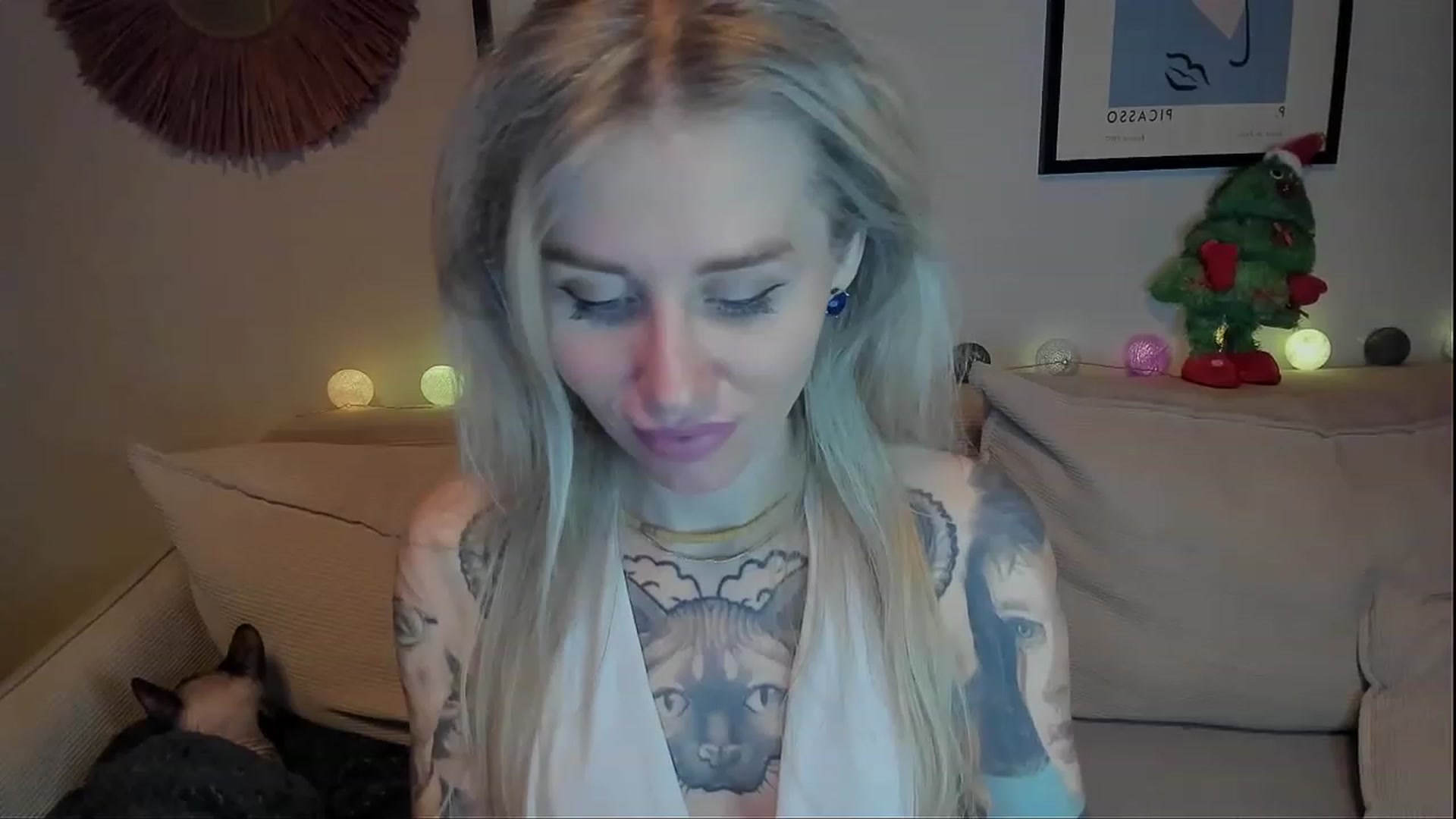 Gallery image thumbnail from Alexa_Smithhh's myfreecams stream on, 12/30/2023, 20:24 image 5 of 20