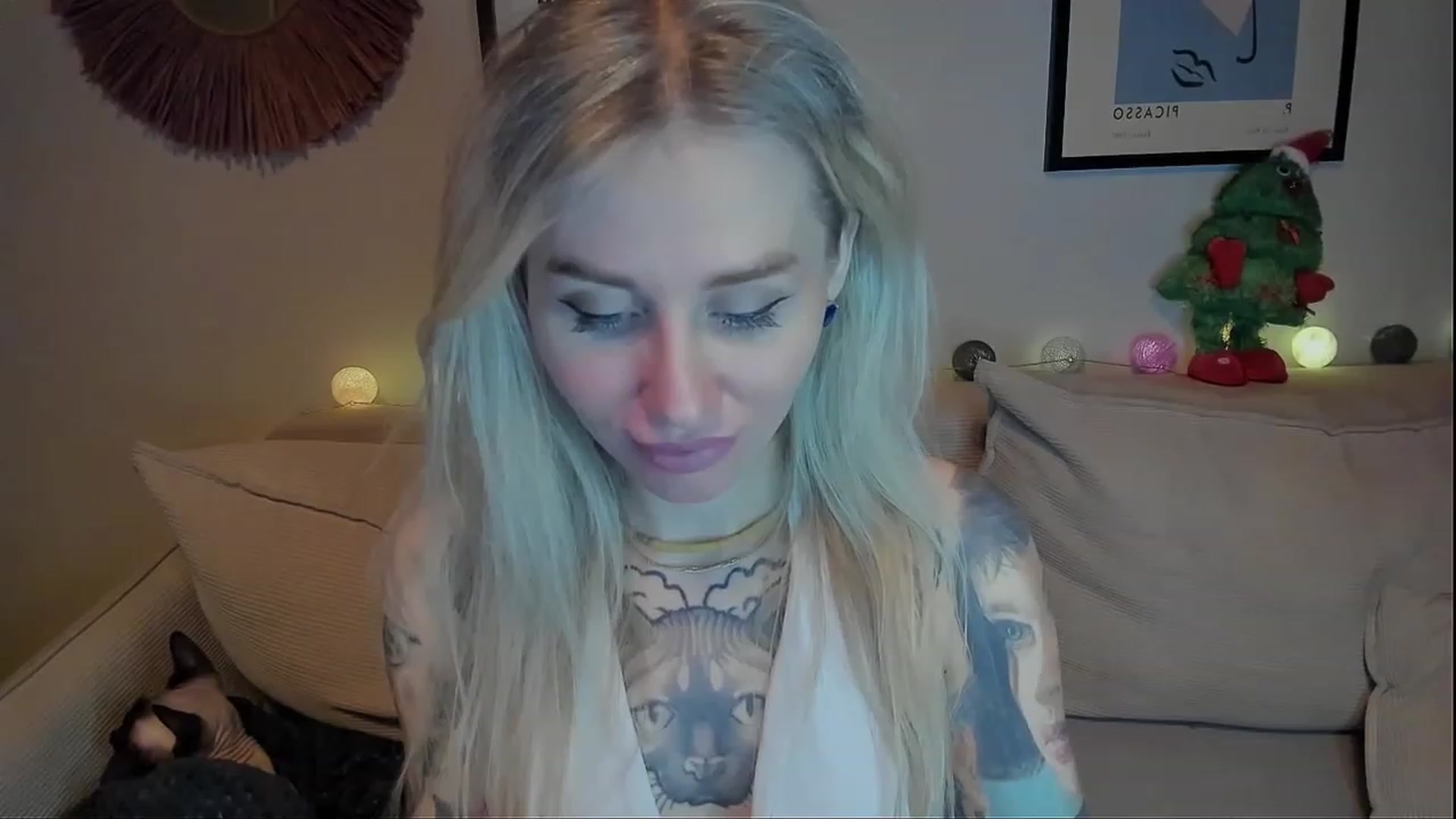 Gallery image thumbnail from Alexa_Smithhh's myfreecams stream on, 12/30/2023, 20:24 image 18 of 20