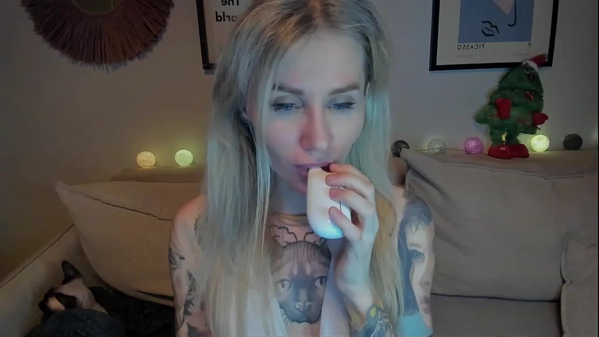 Gallery image thumbnail from Alexa_Smithhh's myfreecams stream on, 12/30/2023, 20:24 image 9 of 20