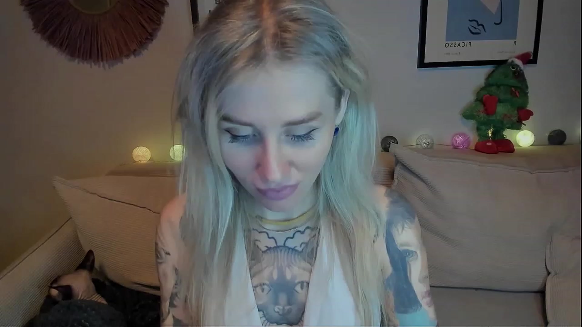 Gallery image thumbnail from Alexa_Smithhh's myfreecams stream on, 12/30/2023, 20:24 image 15 of 20