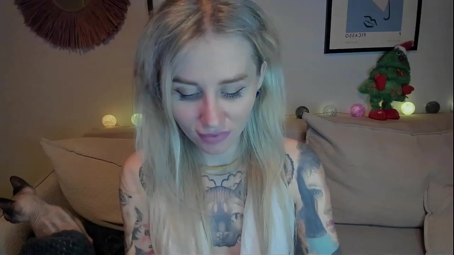 Gallery image thumbnail from Alexa_Smithhh's myfreecams stream on, 12/30/2023, 20:24 image 7 of 20
