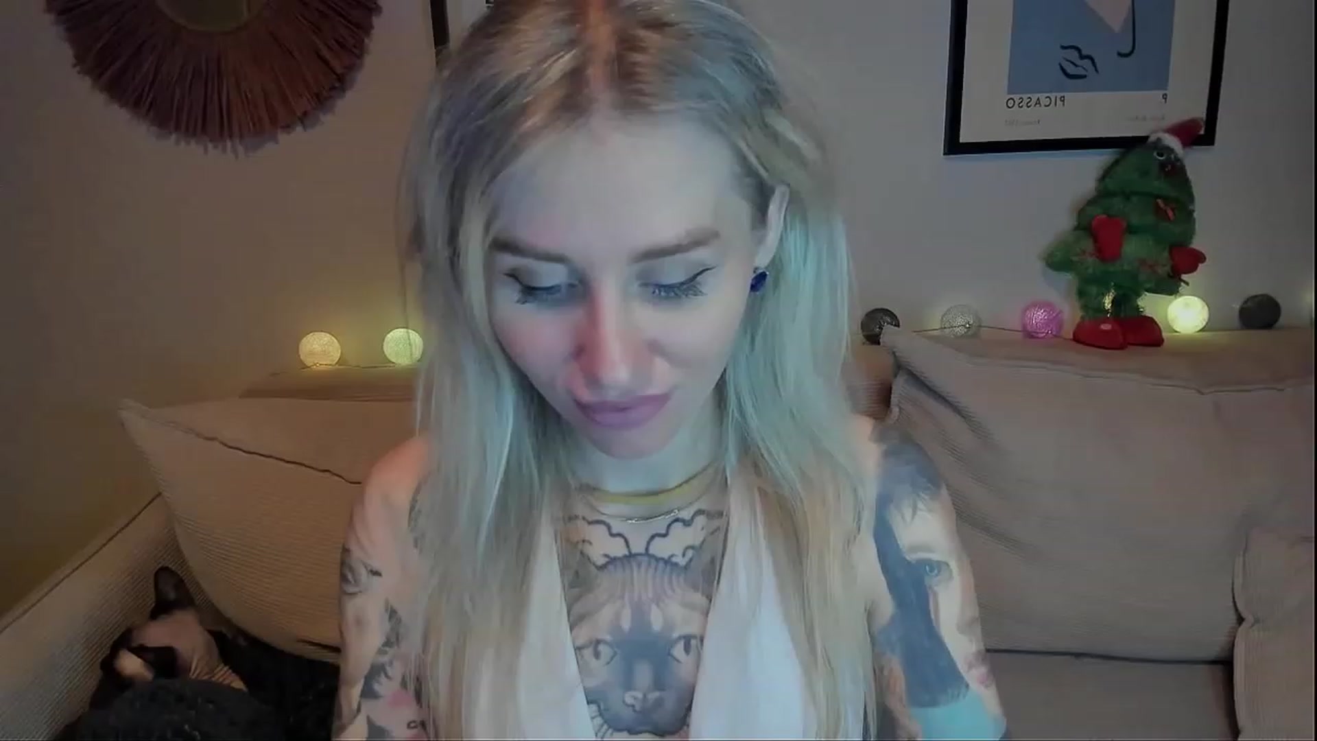 Gallery image thumbnail from Alexa_Smithhh's myfreecams stream on, 12/30/2023, 20:24 image 13 of 20