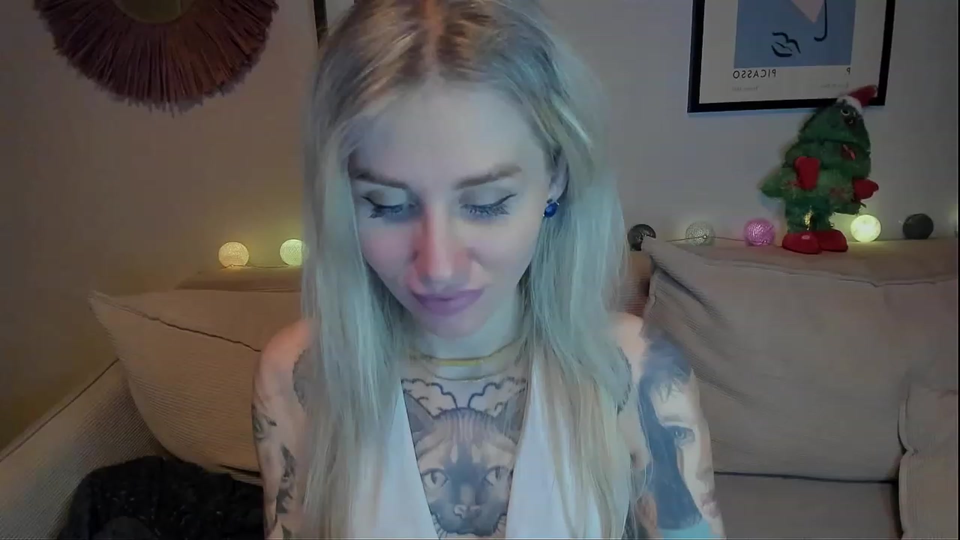 Gallery image thumbnail from Alexa_Smithhh's myfreecams stream on, 12/30/2023, 20:57 image 15 of 20