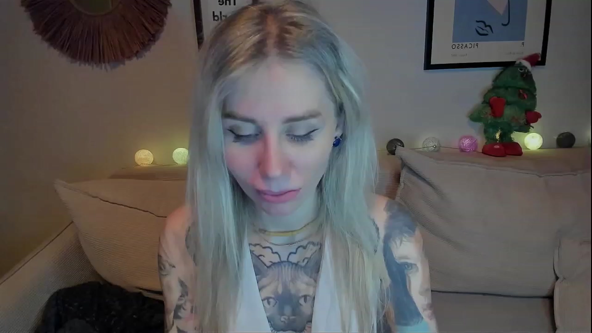 Gallery image thumbnail from Alexa_Smithhh's myfreecams stream on, 12/30/2023, 20:57 image 19 of 20