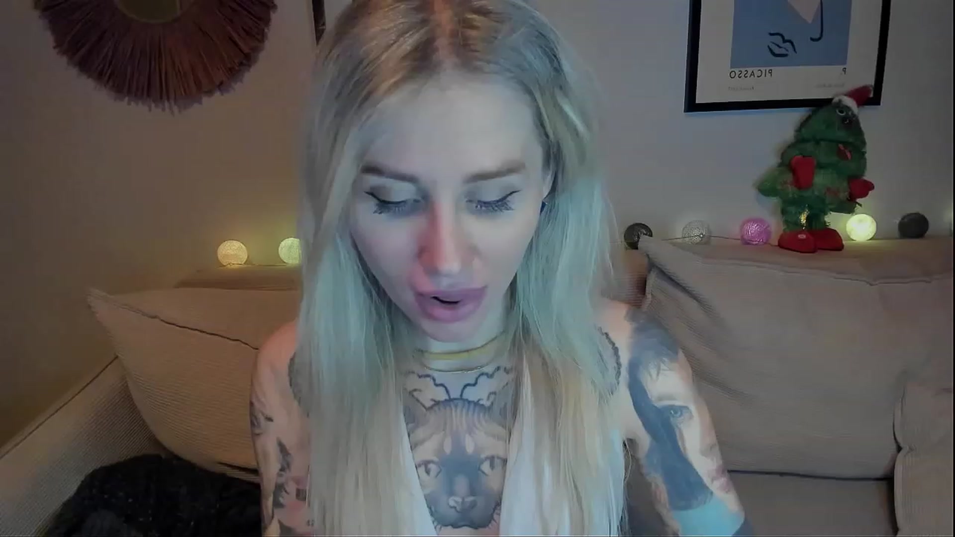 Gallery image thumbnail from Alexa_Smithhh's myfreecams stream on, 12/30/2023, 20:57 image 6 of 20