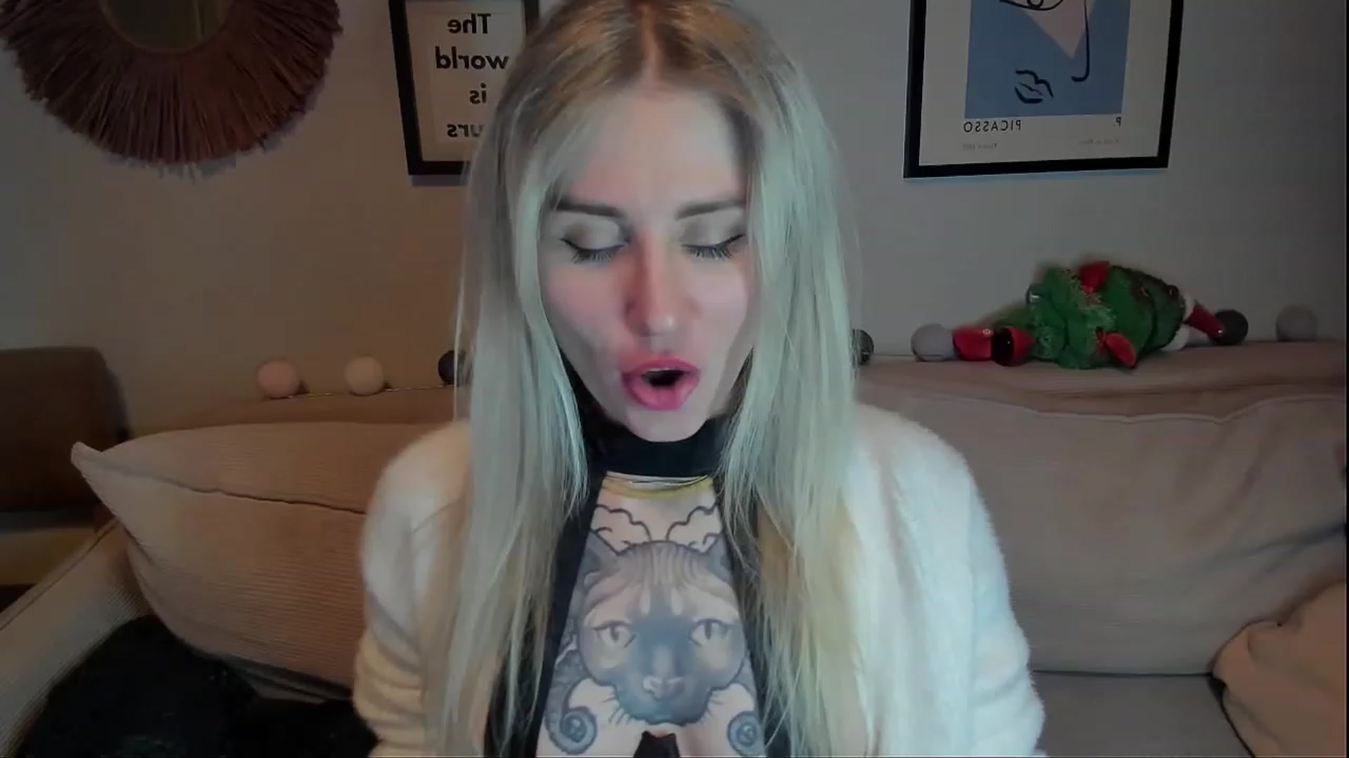 Gallery image thumbnail from Alexa_Smithhh's myfreecams stream on, 01/03/2024, 22:11 image 6 of 20