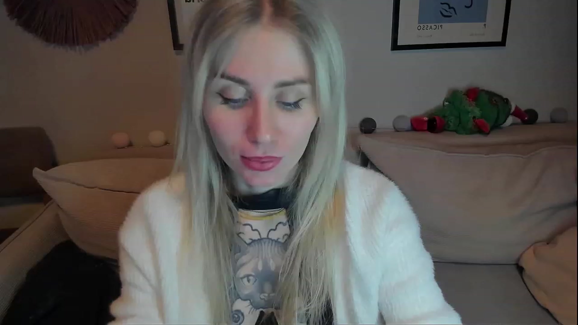 Gallery image thumbnail from Alexa_Smithhh's myfreecams stream on, 01/03/2024, 22:11 image 7 of 20