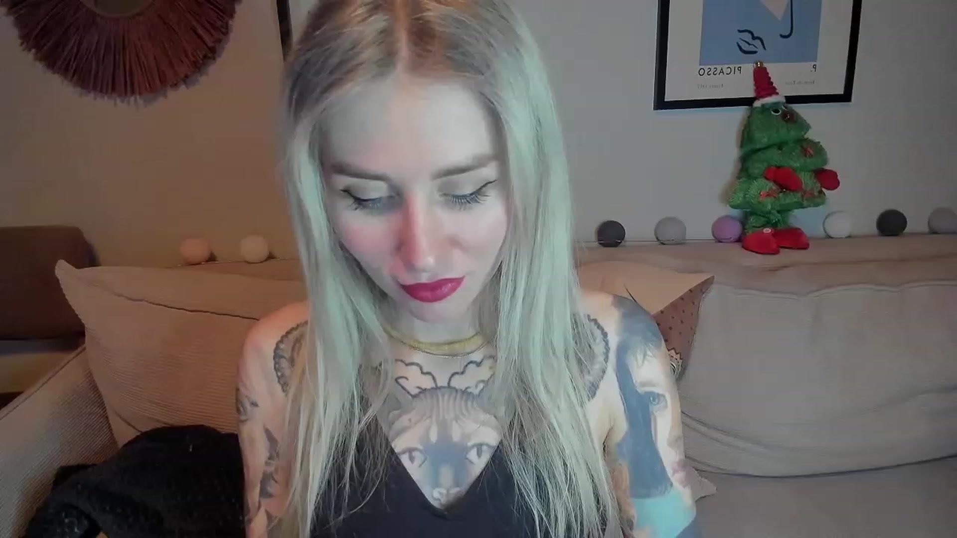Gallery image thumbnail from Alexa_Smithhh's myfreecams stream on, 01/04/2024, 18:46 image 13 of 20