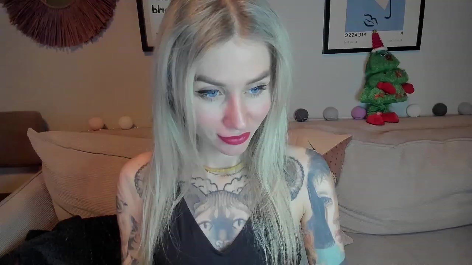 Gallery image thumbnail from Alexa_Smithhh's myfreecams stream on, 01/04/2024, 18:46 image 6 of 20