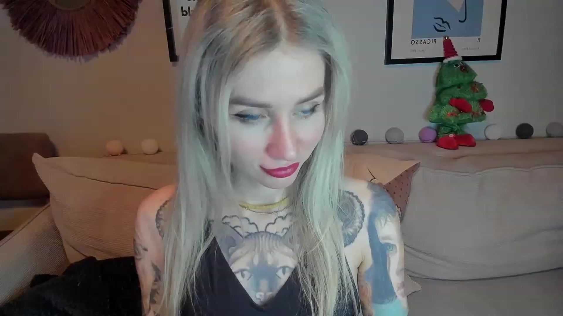 Gallery image thumbnail from Alexa_Smithhh's myfreecams stream on, 01/04/2024, 18:46 image 4 of 20