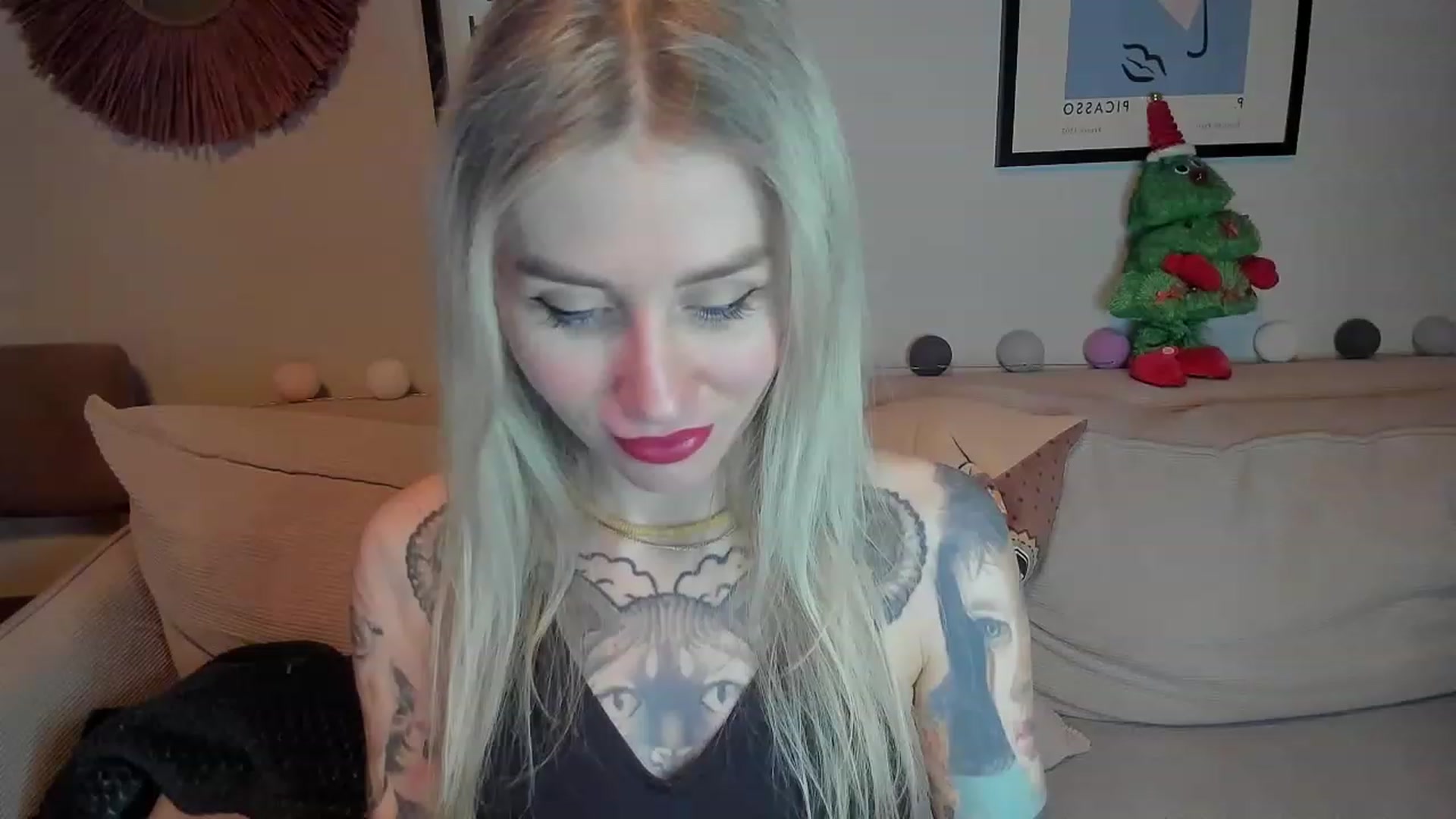 Gallery image thumbnail from Alexa_Smithhh's myfreecams stream on, 01/04/2024, 18:46 image 9 of 20