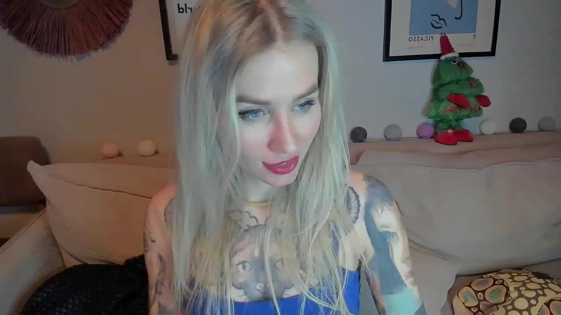 Gallery image thumbnail from Alexa_Smithhh's myfreecams stream on, 01/04/2024, 19:56 image 6 of 20