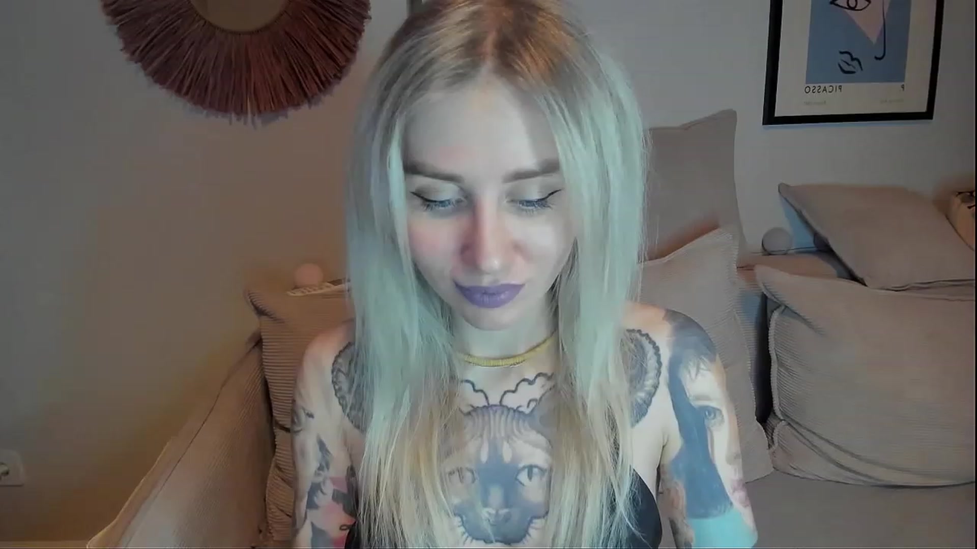 Gallery image thumbnail from Alexa_Smithhh's myfreecams stream on, 01/08/2024, 19:24 image 14 of 20