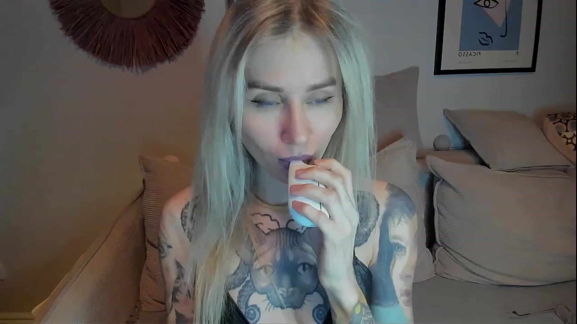 Gallery image thumbnail from Alexa_Smithhh's myfreecams stream on, 01/08/2024, 19:24 image 18 of 20