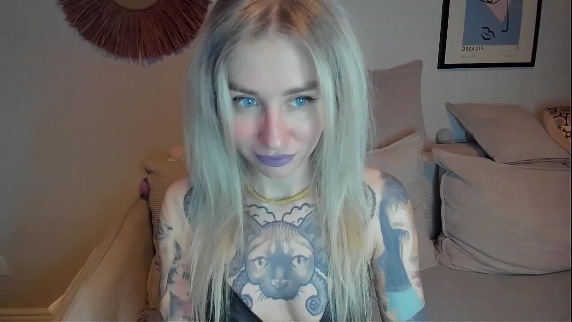 Gallery image thumbnail from Alexa_Smithhh's myfreecams stream on, 01/08/2024, 19:24 image 5 of 20
