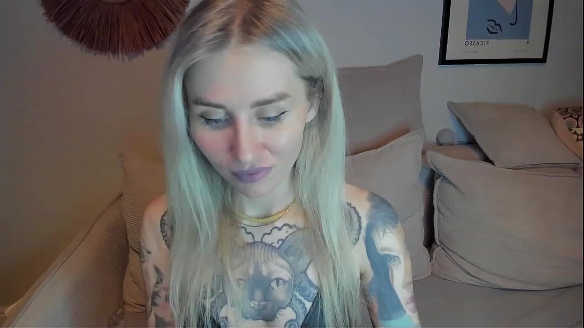 Gallery image thumbnail from Alexa_Smithhh's myfreecams stream on, 01/08/2024, 20:59 image 6 of 20